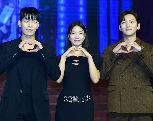 Disney+-Dizisi-"The-Worst-Of-Evil"-1-2-ve-3-Bölüm-Prömiyer-İncelemesi-BujoPunch