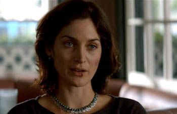 Leonard, Natalia'nın aslında kim olduğunu bilmiyor.